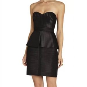 🎉HP🎉 BCBG MaxAzria "Karina" Banded strapless